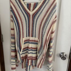 Woman’s Top Size Large 