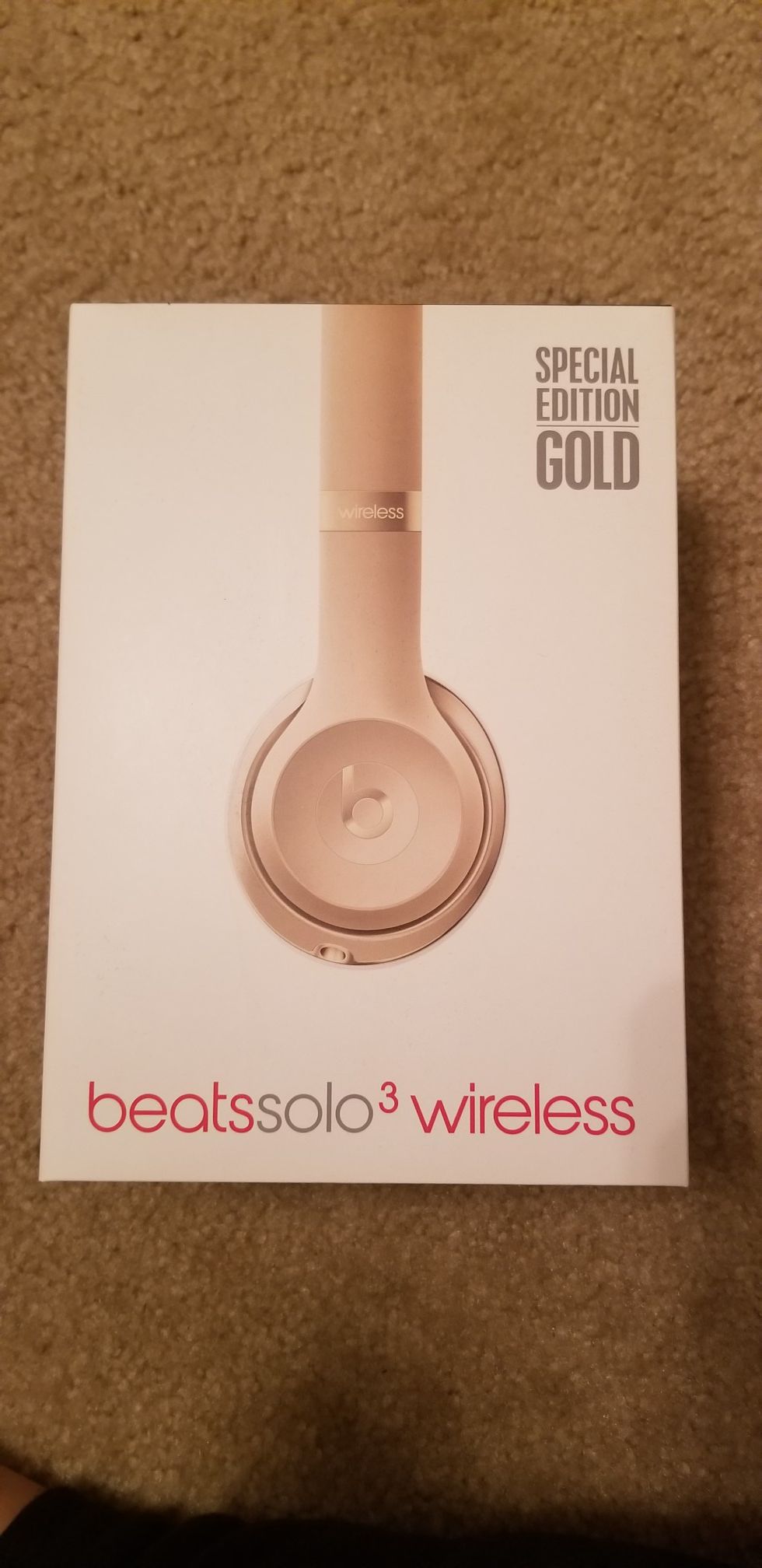Beats Solo 3 Wireless Bluetooth Special Edition Gold