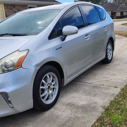 2012 Toyota Prius V