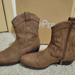 PepPep, Brown Cowboy Ankle Boots