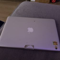 MacBook 2012