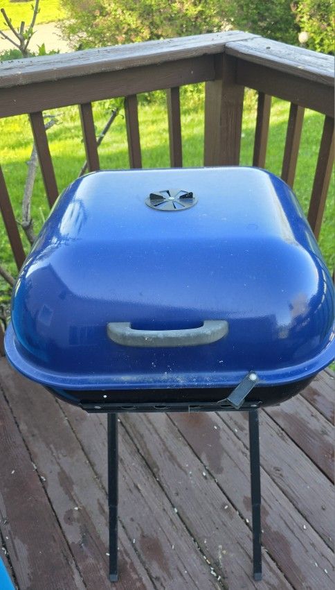 Walk-A-Bout 2.0 Grill