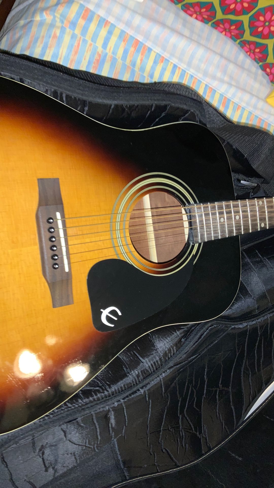 Yamaha Guitar, Epiphone Guitar, Washburn Guitar