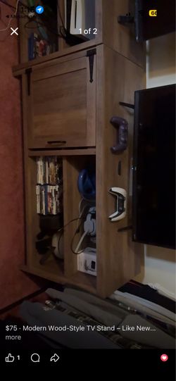 Light Wood Desk with Hutch