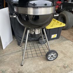 Napoleon Kettle Grill 