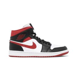Retro Jordan 1s(size 13)