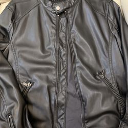 Zara Men’s Faux Leather Jacket Black Size Small Like New Open Box