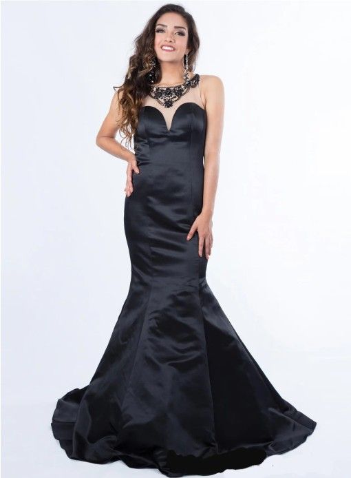🔥Gorgeous Brand New Sexy black/nude gown dress prom wedding mermaid style🔥