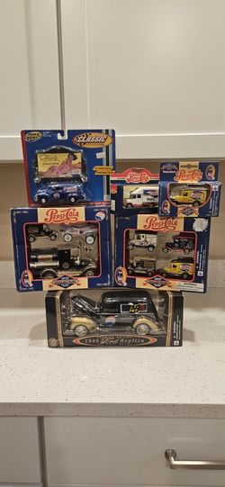 TOY. VEHICLES,  PEPSI. LOGO