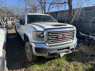 2019 Gmc Sierra Parts Only 6.6L At 4x4