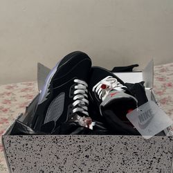 Jordan 4s size 8 never worn