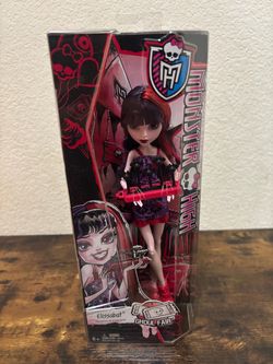 Monster High Ghoul Fair Elissabat