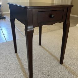 End table