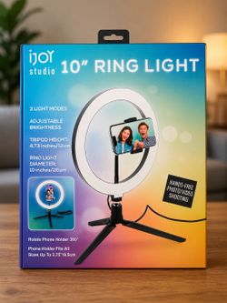10” iJOY Studio Ring Light w/ Tripod – Like New ✨