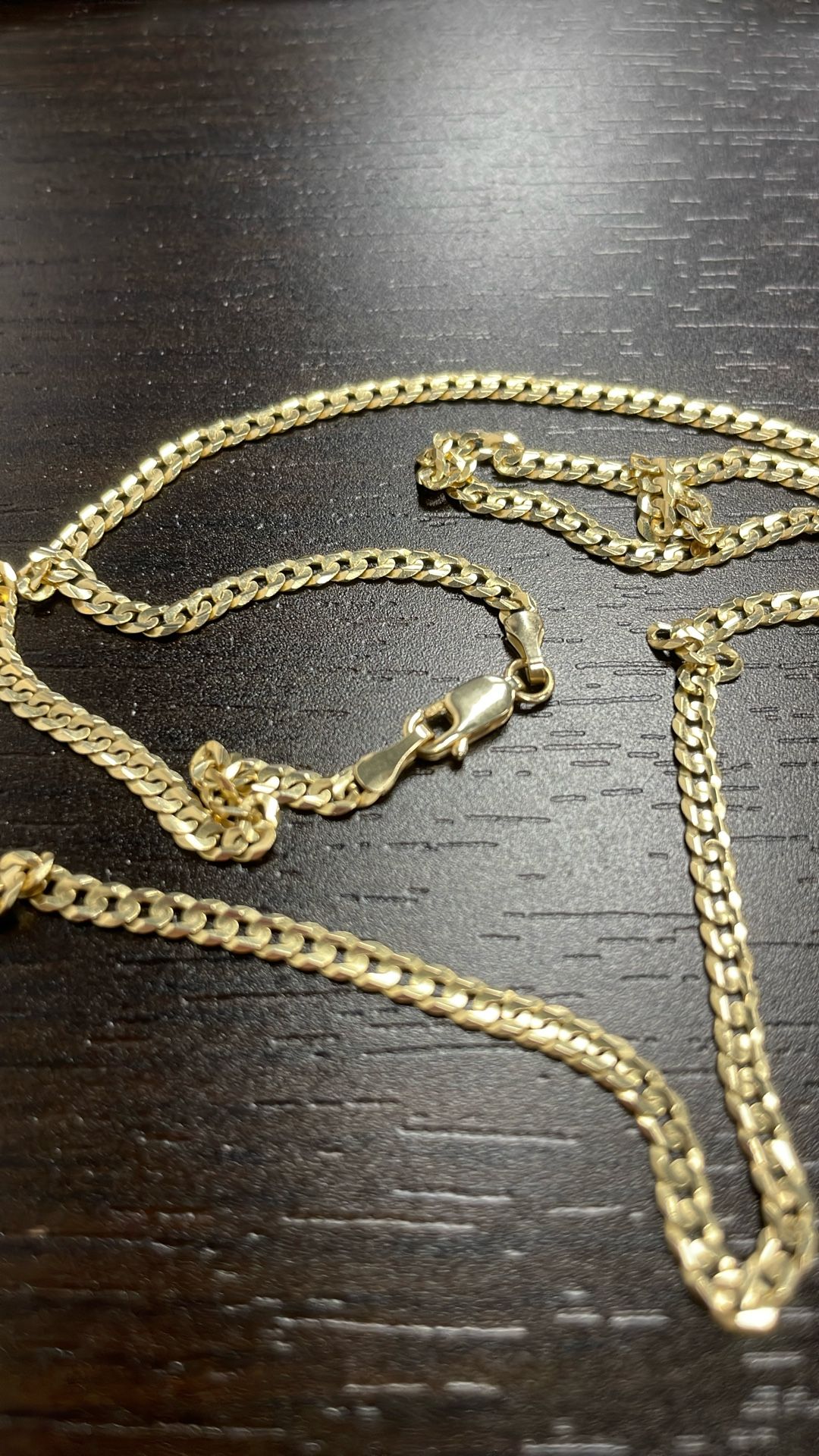 14k Gold Chain 22”  8.2 Grams 