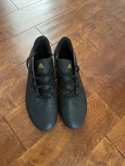 adidas nemeziz soccer cleats size 11