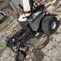 Lawn Mower $800 Needs Carb Work Will Start Off Starting Fluid