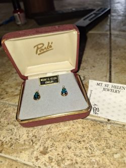 Mount saint helen's jewelry earrings