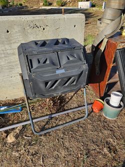 Free composter, expensi e Champion juicer, hairdryer, etc