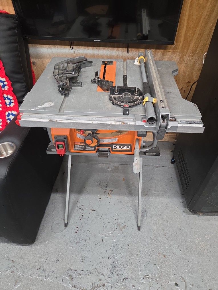 Ridgid Table Saw Barely Used