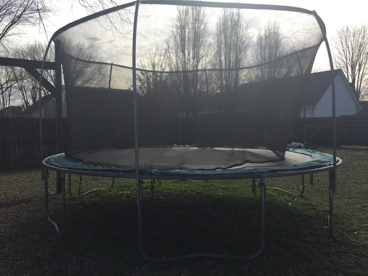 Trampoline and safety net