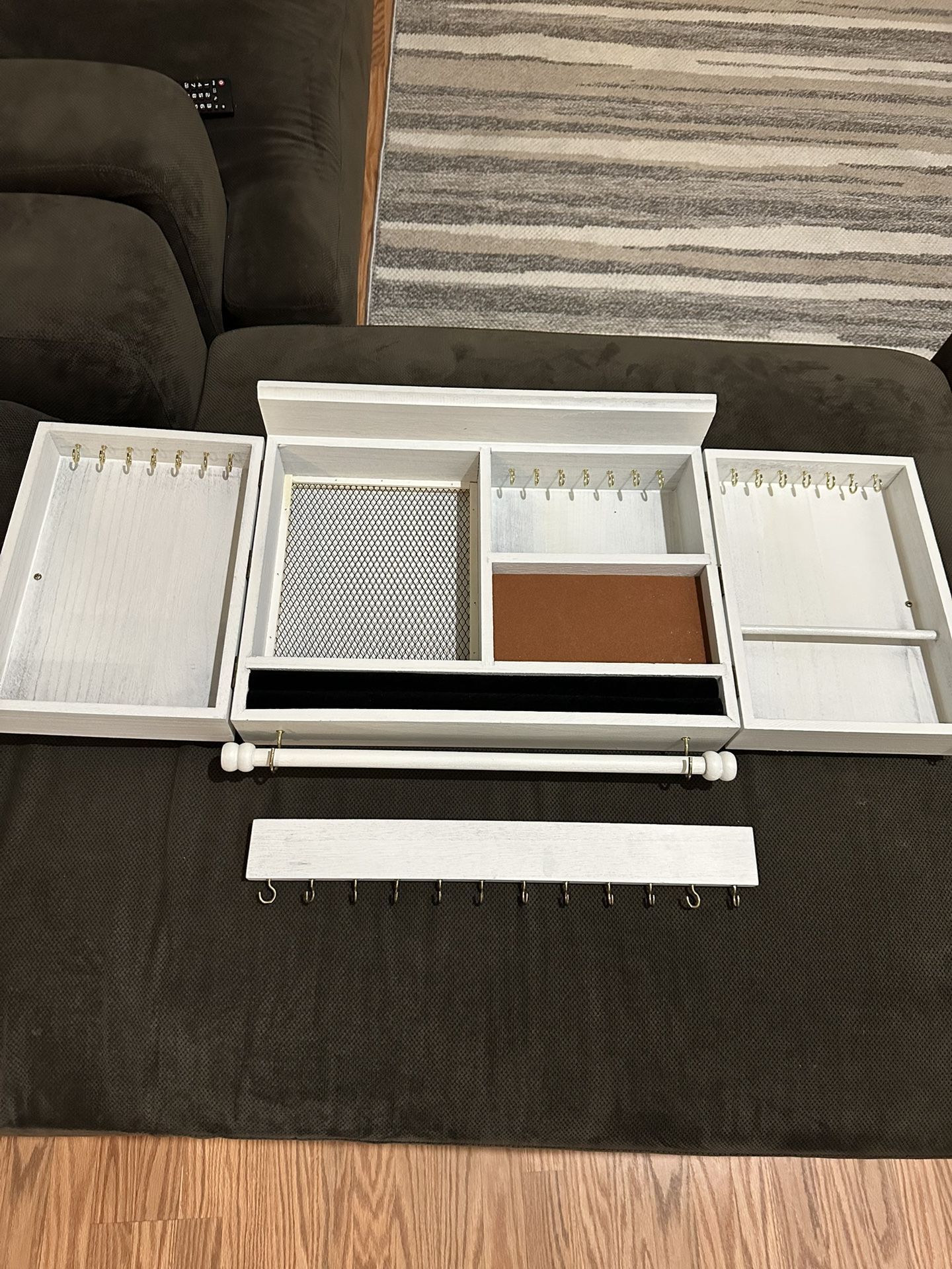 Jewelry Box Cabinet Hanging