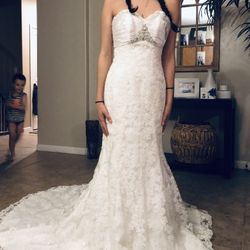  Wedding Dress