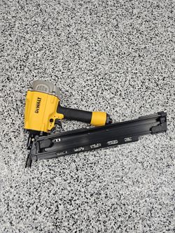 DeWalt 21° Framing Nailer. 