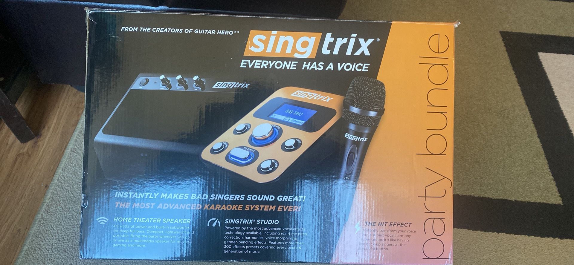Vendo Karaoke Sing Trick Solamente Lo Use Dos Beses Estoy Pidiendo $270 Está Nudvo