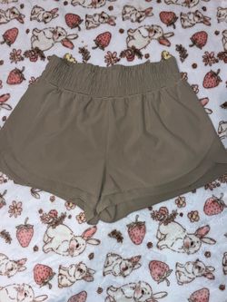 Women’s sports shorts, size s