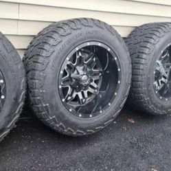 Wheels For Silverado And GMC 2500 And 3500 8x180 