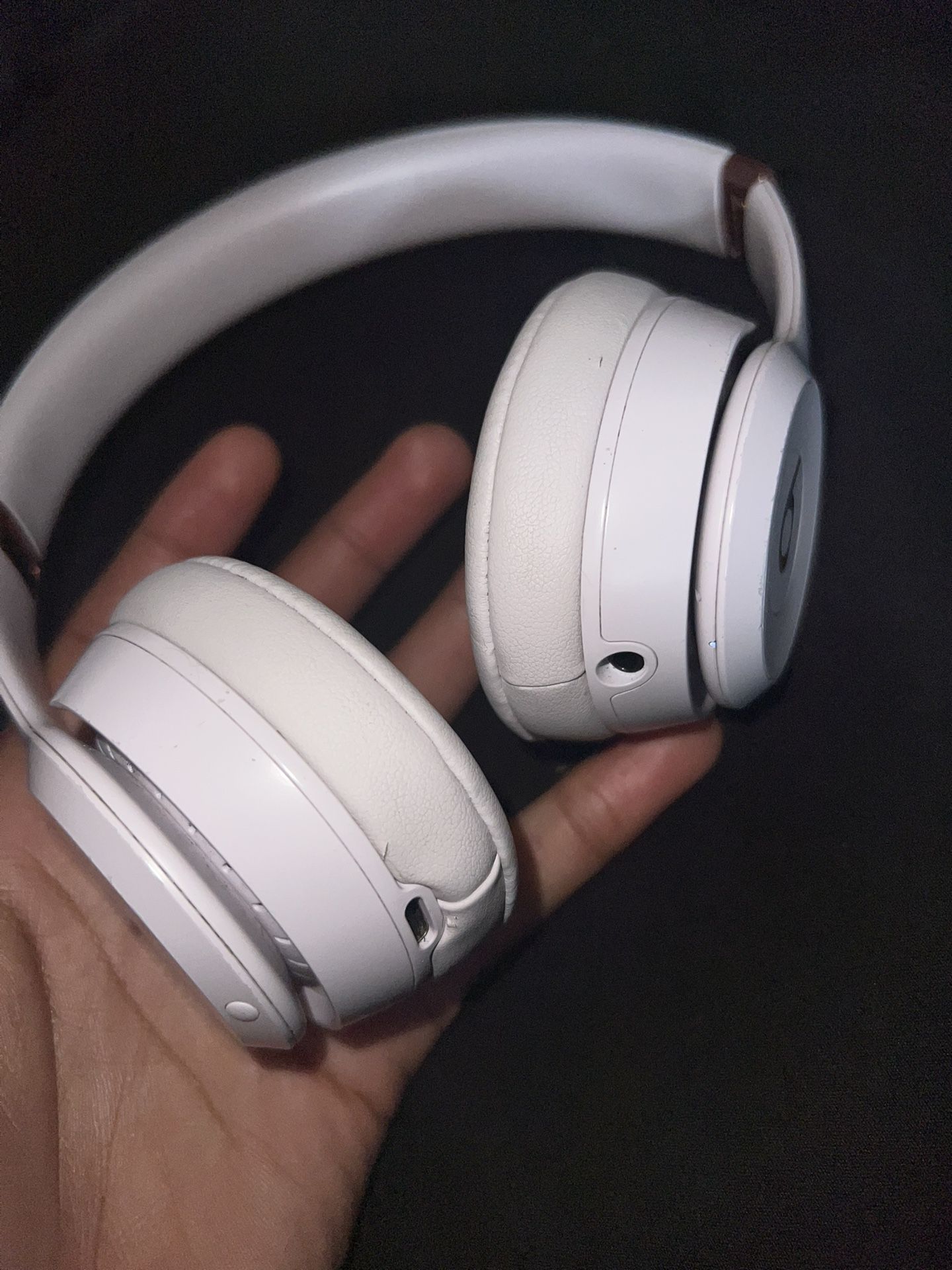 “Pink” Beats Solo 4s