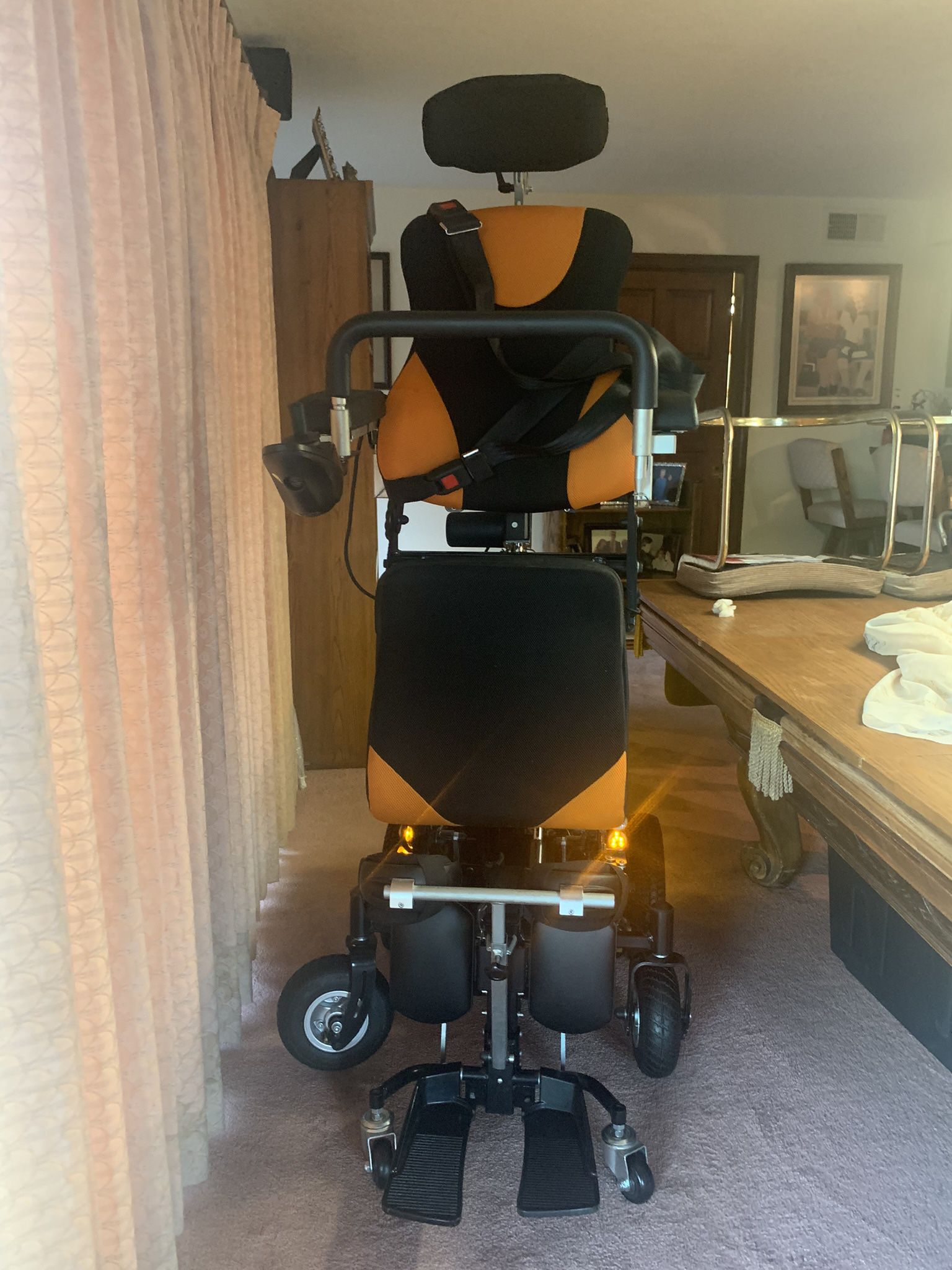 Wisking Electric Standing Wheelchair