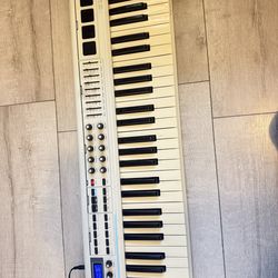 ARTURIA 49‑KEY ANALOG EXPERIENCE LABORATORY USB/MIDI CONTROLLER