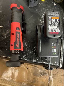 Snap on cut off tool
