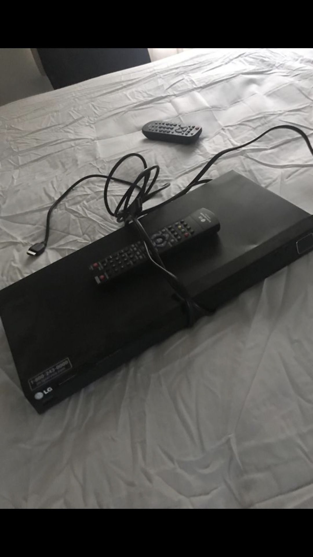 Lg DVD player with HDMI CORD