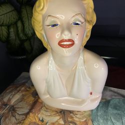 Vintage Marilyn Monroe Cookie Jar 1996 14" X 7" X 9" Excellent Used Condition