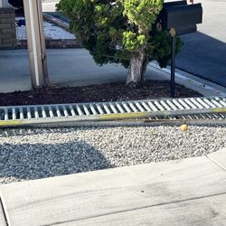 Metal Rails 
