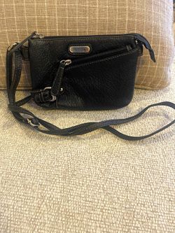 Rosetti Black Pebbled Crossbody Bag Zip Closure, Detachable Strap, Pockets
