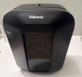 Fellows Paper and Card Shredder LX50
