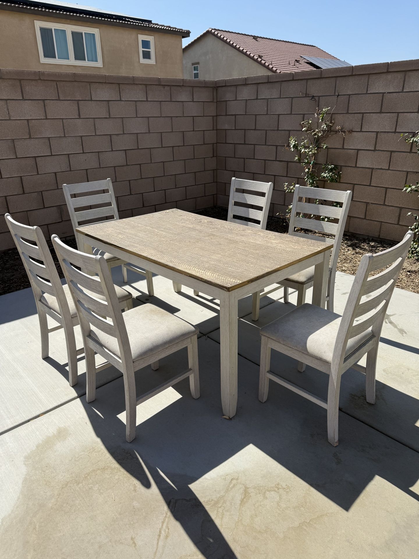 Table and Chairs(free)