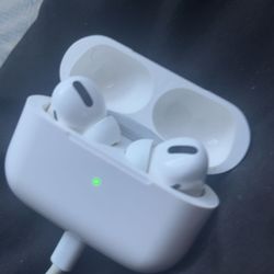 AirPods Pro’s 