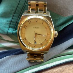 NIXON “The monopoly”