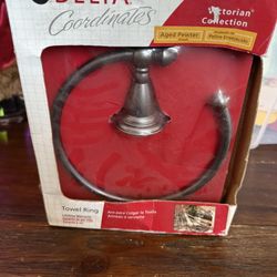 Delta Victorian Towel Ring