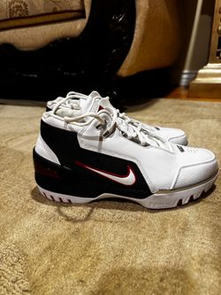 Nike  LeBron Air Zoom Generation Retro Size 9.5