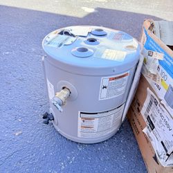 A.O. Smith Signature 100 Series 6-Gallon Compact 6-year Limited Warranty Point Of Use Electric Water Hea...