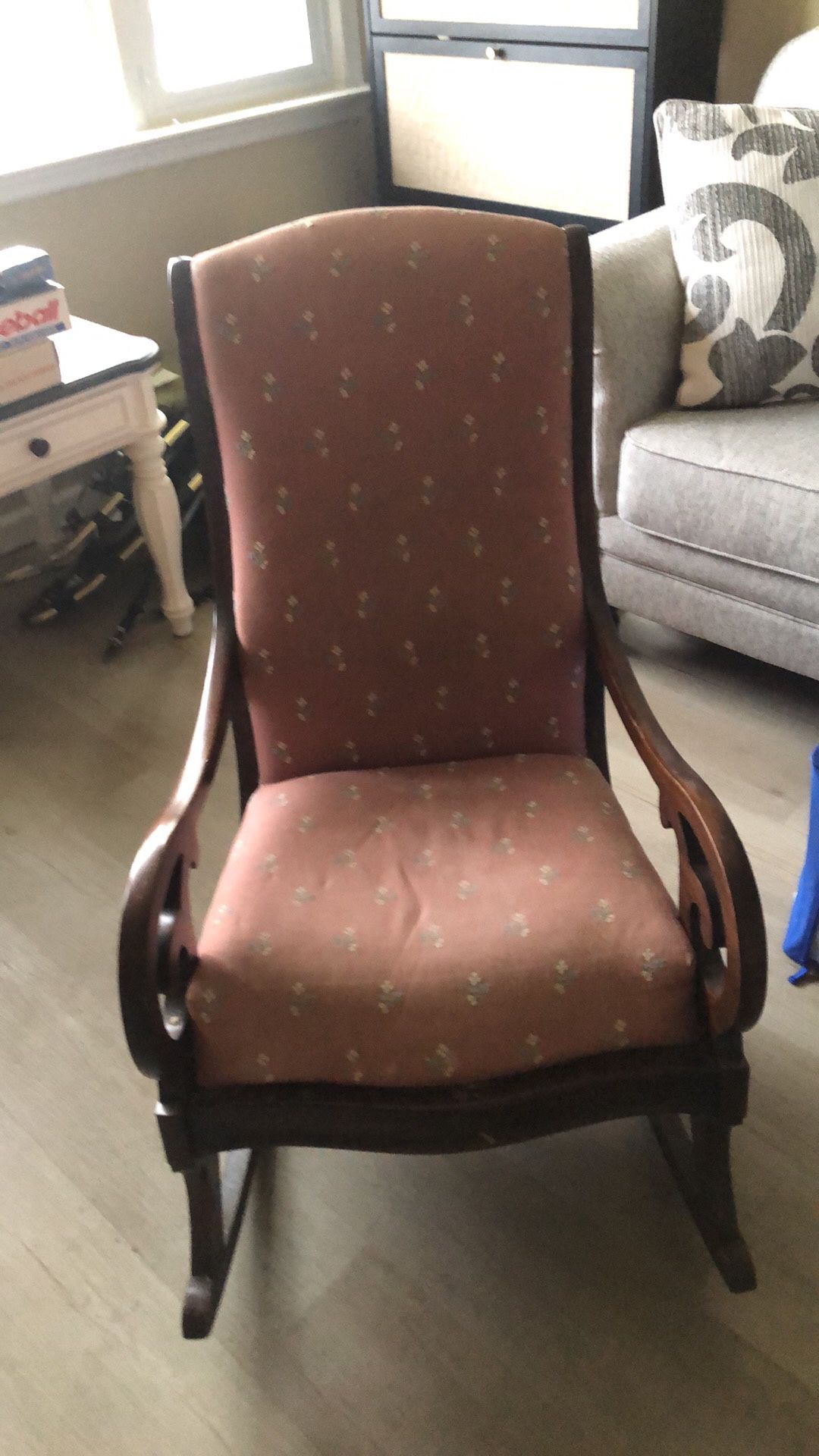 Rocking chair