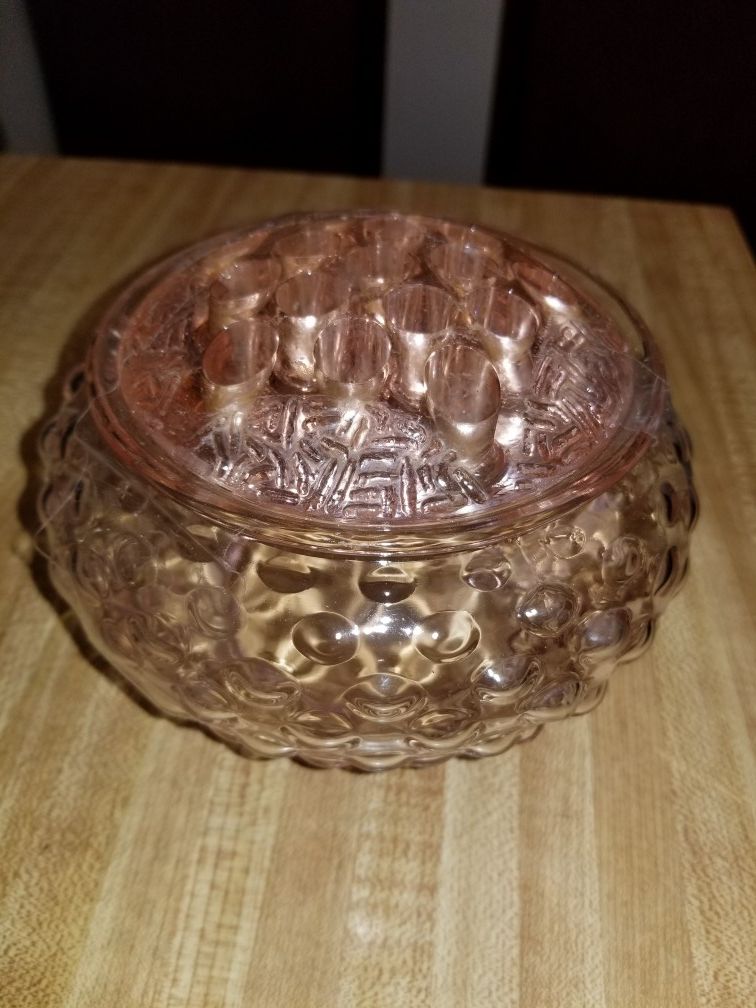 Vintage Depression Glass Vase with Floral Frog