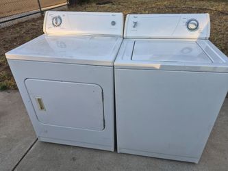 Whirlpool Heavy Duty Washer And Gas Dryer Set (Delivery)