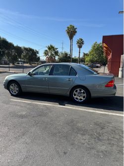 2001 Lexus LS 430